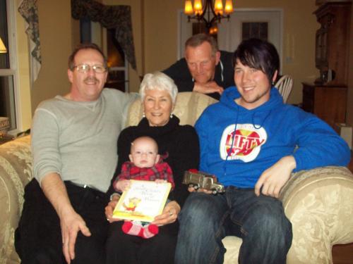 <img500*375:stuff/Family_time_with_my_son%2c_dad%2c_pops_and_nanny%2c_3gen.jpg>